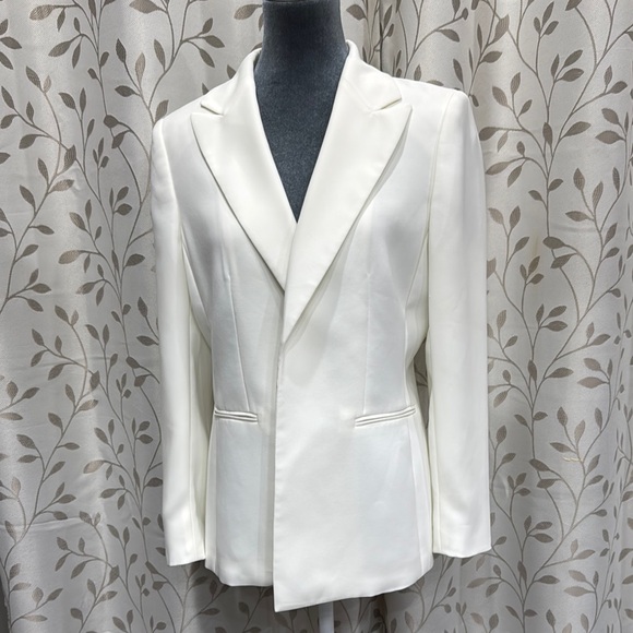 Kasper Jackets & Blazers - Kasper Soft White Blazer Professional Tailoring 10P